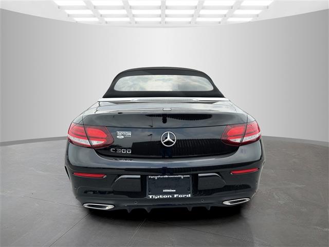 $55997 : Pre-Owned 2023 C 300 image 6