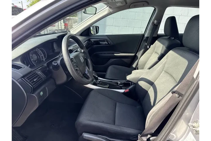 $13995 : 2017 Accord LX image 8