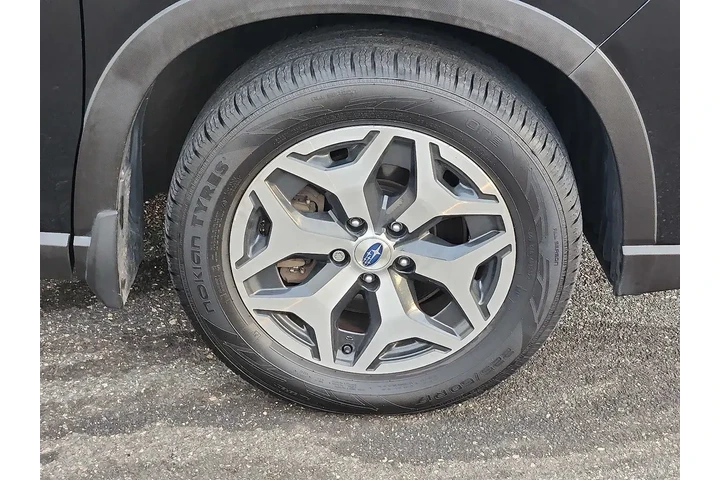 $15977 : Subaru Forester 2020 AWD Pre image 8