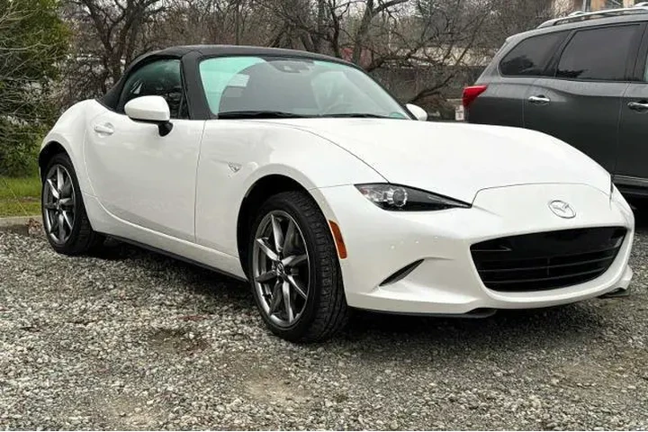 $27840 : Mazda MX-5 Miata 2023 Grand image 2