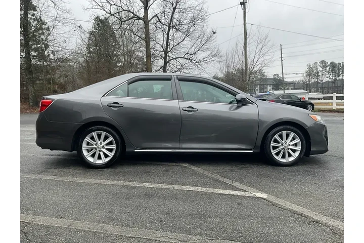 $7985 : Toyota Camry Hybrid 2013 LE image 4