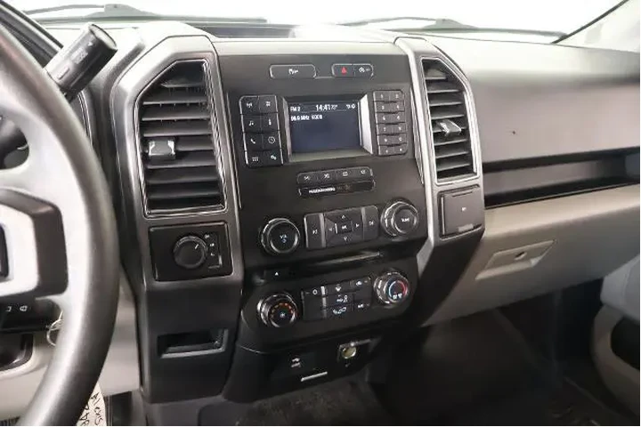 $20397 : Ford F-150 2018 4x4 XL 4dr S image 5