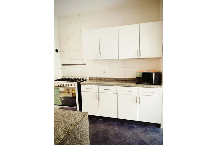 VENDO CASA ZONA RESIDENCIAL image 6