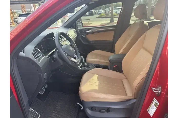 $26361 : Volkswagen Tiguan 2024 SE R- image 4