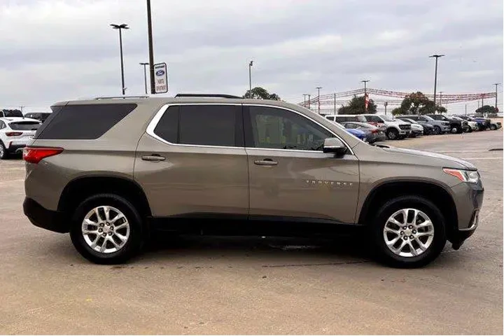 $15977 : Chevrolet Traverse 2018 LT C image 5