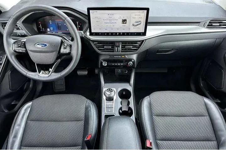 $24998 : Ford Escape Plug-In Hybrid 2 image 5