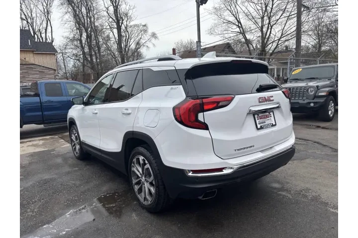 $20995 : 2020 GMC Terrain SLT image 8