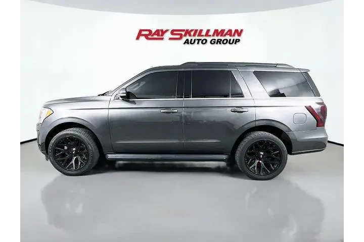 $31975 : Ford Expedition 2020 4x4 XLT image 4