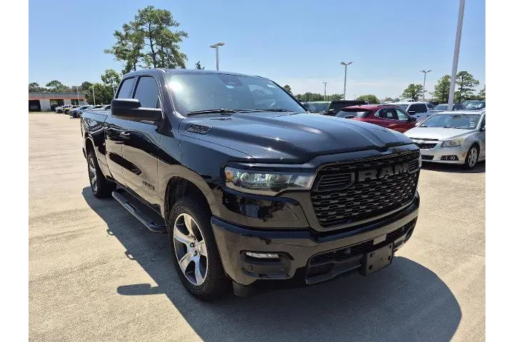 $35482 : Ram 1500 2025 4x2 Tradesman image 2