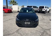 $17897 : Hyundai ELANTRA 2023 SEL 4dr thumbnail