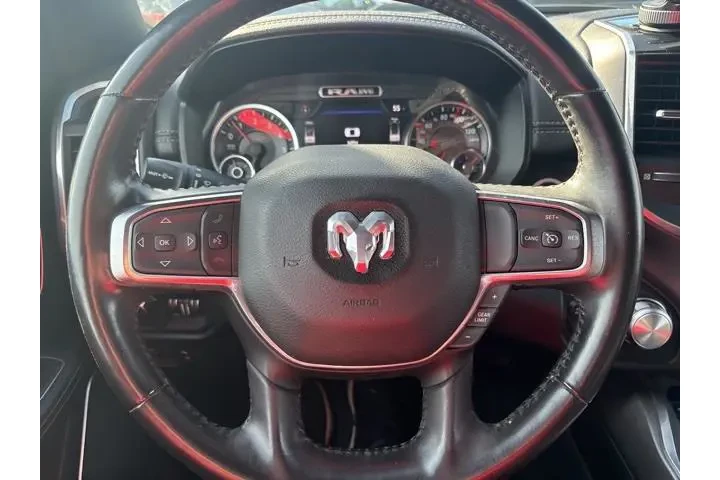 $34695 : Ram 1500 2021 4x4 Laramie 4d image 8
