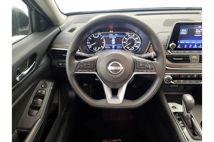 $23998 : Nissan Altima 2025 2.5 SV 4d image 10