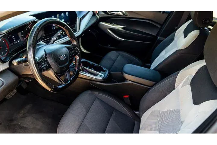 $19727 : Chevrolet Trax 2024 RS 4dr C image 5