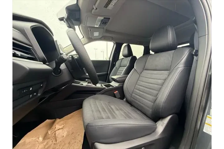 $39995 : Mitsubishi Outlander PHEV 20 image 10