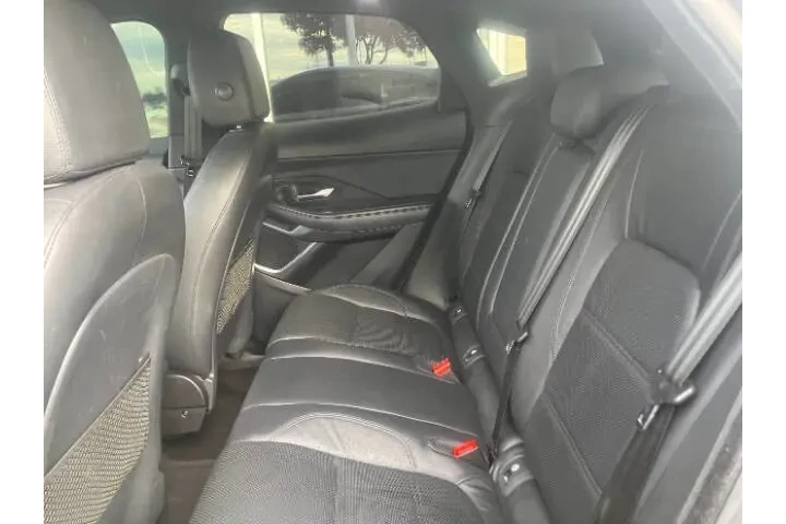 $16090 : 2018 E-PACE P250 SE image 9