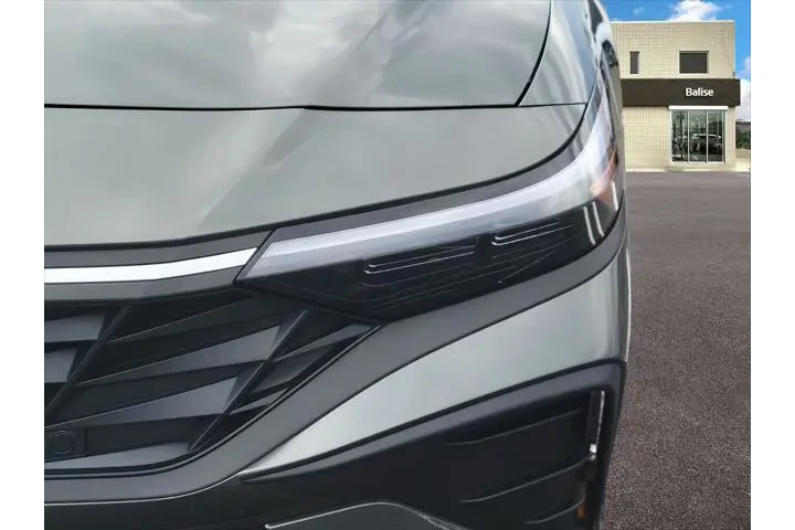 $18477 : Hyundai ELANTRA 2025 SEL Spo image 9