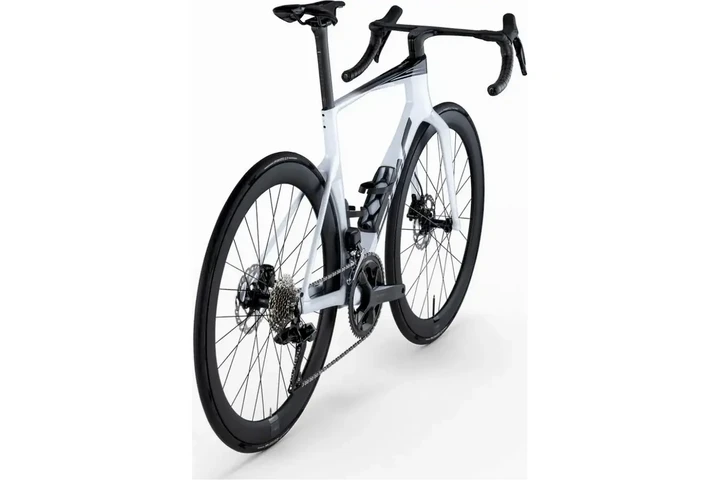 $5400 : 2026 BMC Teammachine R 01 FIVE image 3