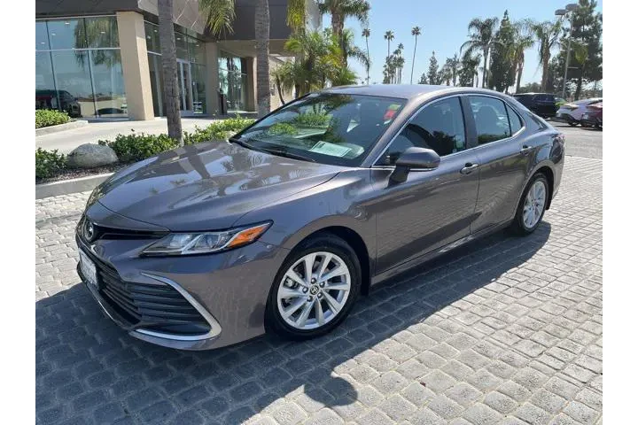 $21995 : Toyota Camry 2024 LE 4dr Sed image 2
