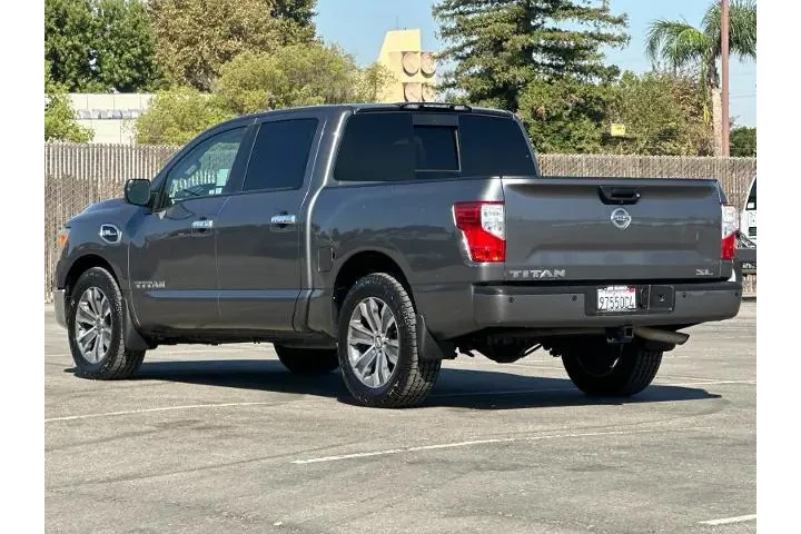 $20650 : Nissan Titan 2017 4x2 S 4dr image 5