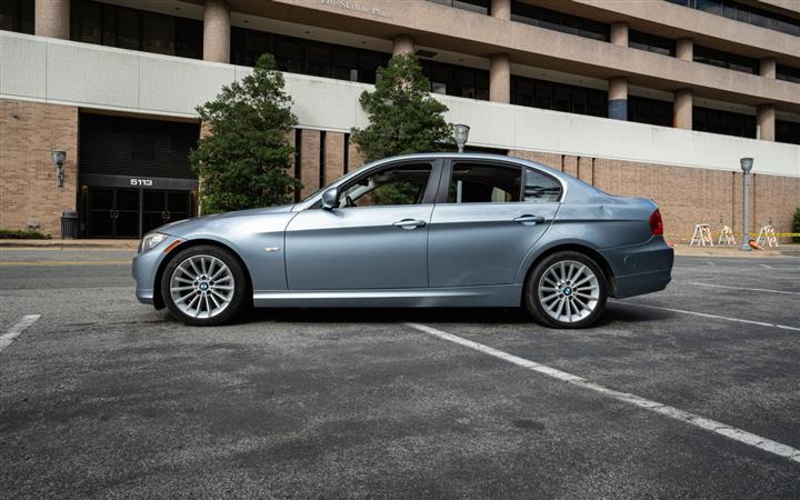 $11000 : 2011 BMW 3 SERIES image 7