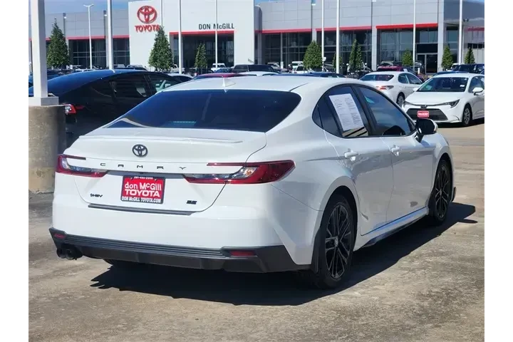 $29406 : Toyota Camry 2025 SE 4dr Sed image 7