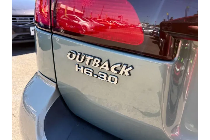 $5995 : 2004 Outback H6-3.0 35th Anni image 8