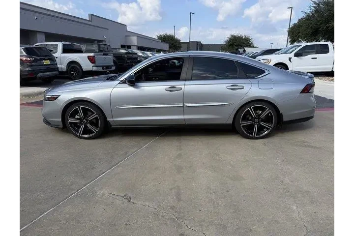 $24587 : Honda Accord Hybrid 2023 Spo image 6