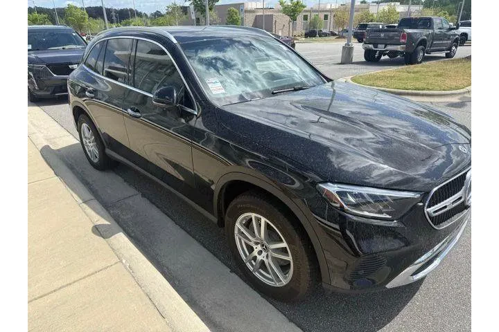 $38451 : Mercedes-Benz GLC 2023 AWD G image 4