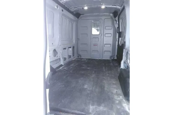 $28075 : Ford Transit 2023 150 3dr SW image 4