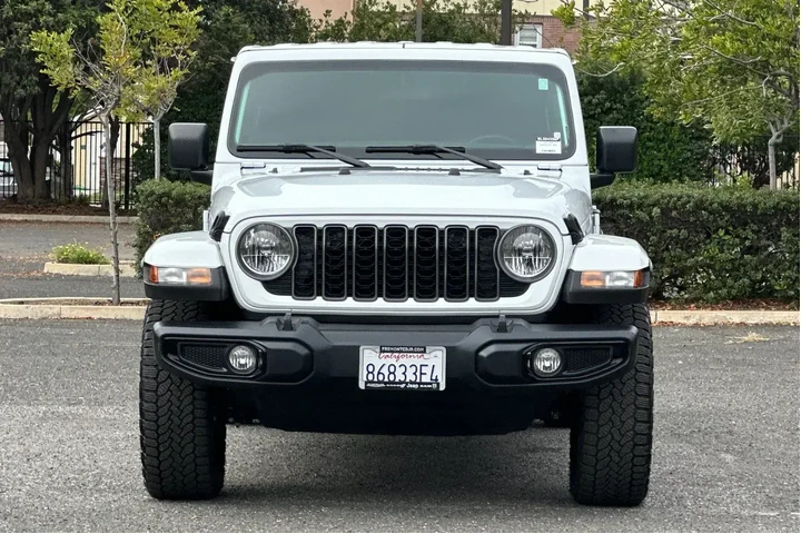 $39997 : Jeep Gladiator 2025 4x4 Big image 8