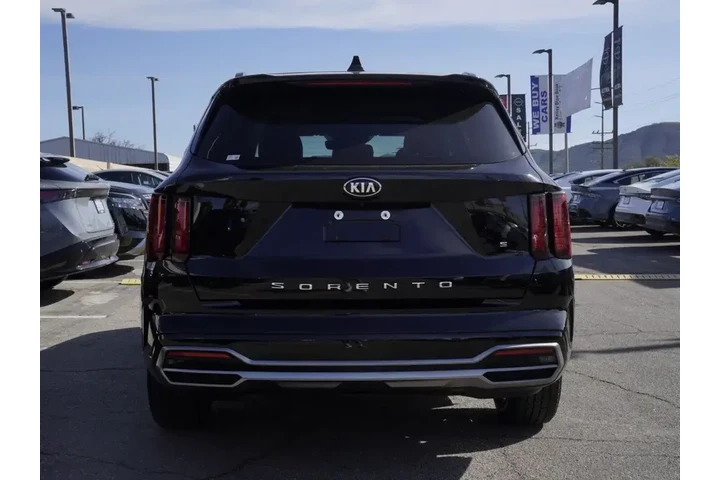 $19900 : Kia Sorento 2021 S 4dr SUV image 5