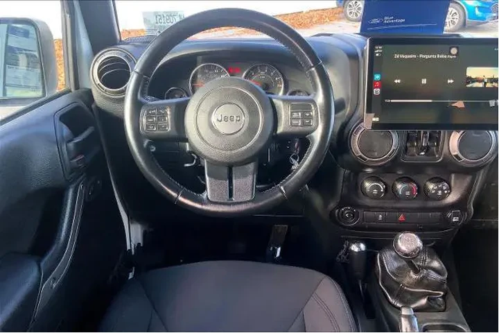 $15555 : Jeep Wrangler Unlimited 2017 image 5