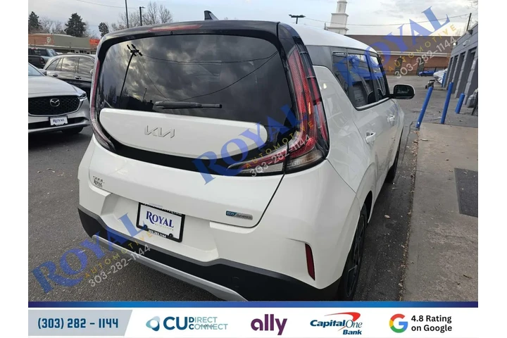 $17995 : 2023 Soul EX image 4