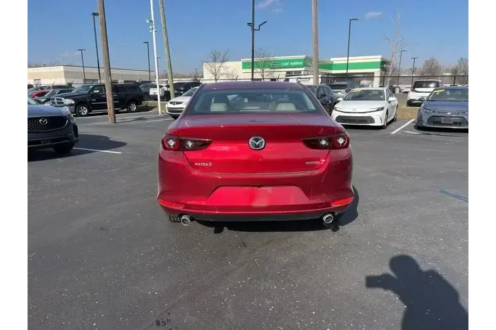 $25980 : Mazda Mazda3 Sedan 2025 2.5 image 9
