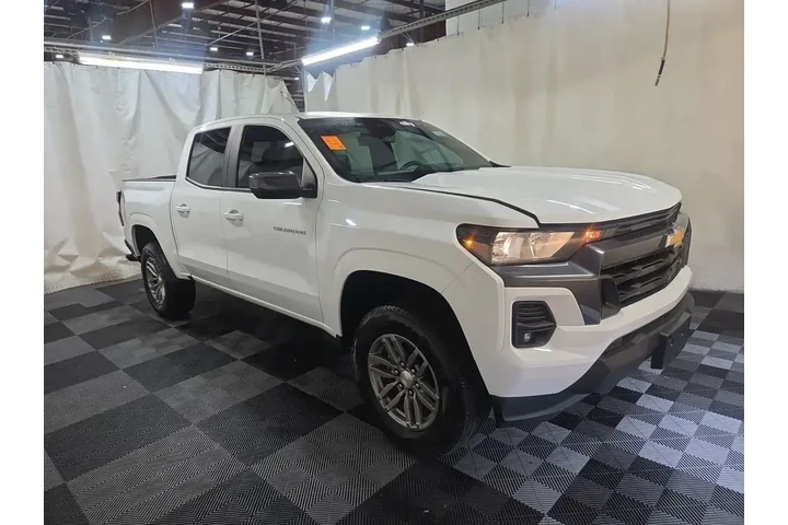 $29990 : Chevrolet Colorado 2024 4x2 image 3