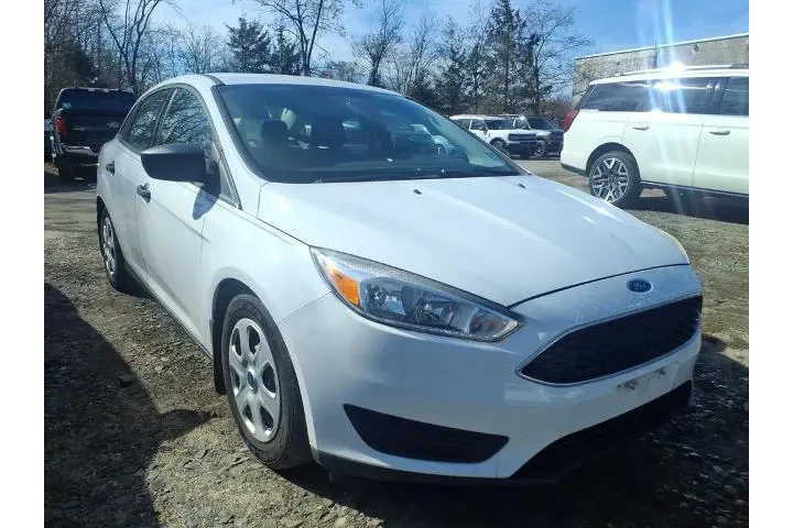 $6968 : Ford Focus 2016 S 4dr Sedan image 1