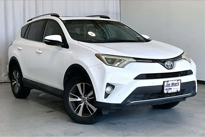 $16991 : Toyota RAV4 2017 XLE 4dr SUV image 1