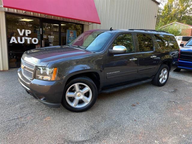 $13999 : 2010 Suburban LT image 3