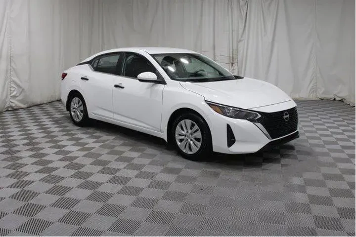 $19988 : Nissan Sentra 2024 S 4dr Sed image 1