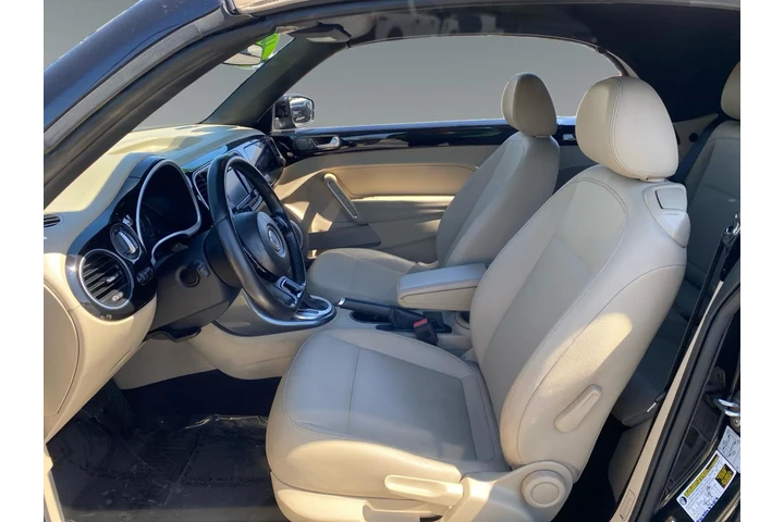 $24460 : Volkswagen Beetle Convertibl image 9