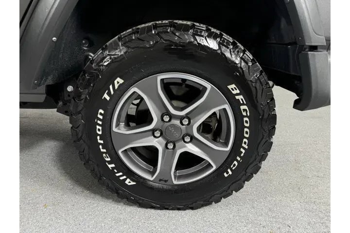 $27781 : Jeep Wrangler Unlimited 2022 image 10