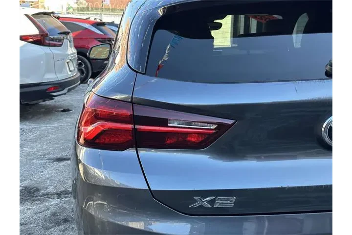 $21900 : BMW X2 2022 AWD xDrive28i 4d image 10