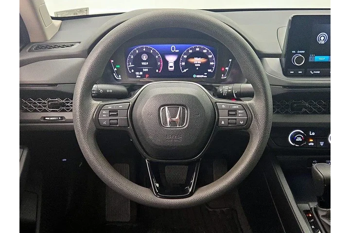 $24998 : Honda Accord 2024 LX 4dr Sed image 10