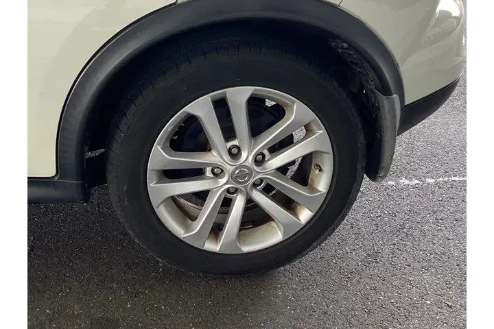 Nissan JUKE 2011 AWD S 4dr C image 10