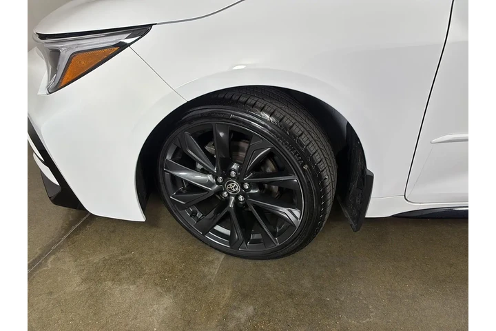 $30000 : Gold Certified 2025 Corolla H image 4