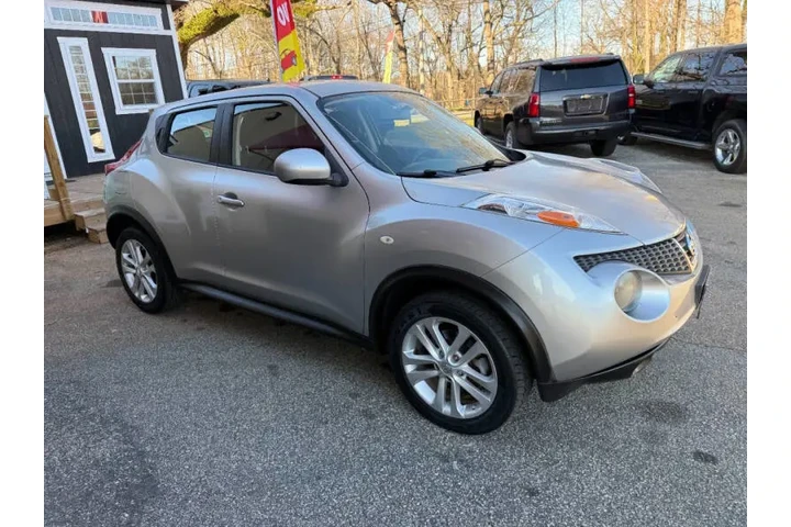 $6999 : 2011 JUKE S image 4