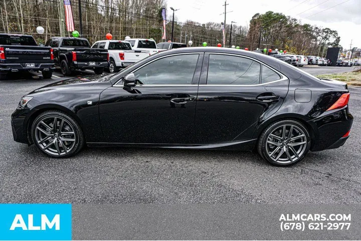 $32920 : Lexus IS 350 2020 4dr Sedan image 6