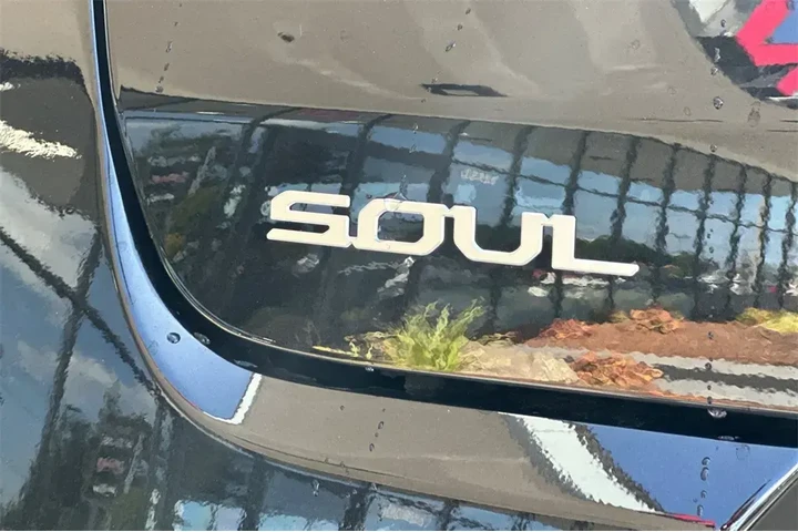 $21962 : Kia Soul 2025 GT-Line 4dr Cr image 7