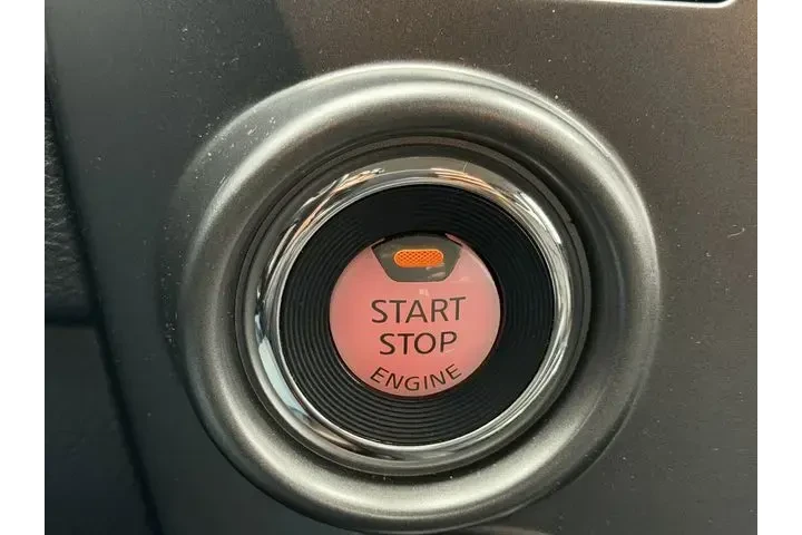 $25674 : Nissan Titan 2019 4x4 S 4dr image 10