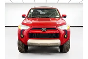 $37999 : Toyota 4Runner 2022 4x4 TRD thumbnail